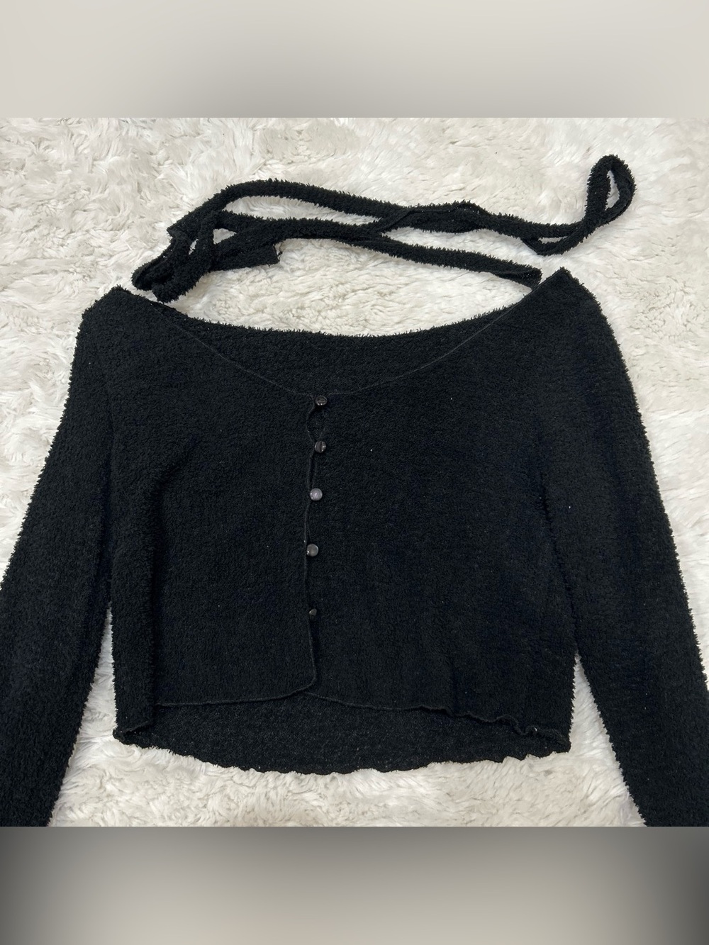 Cropped black cardigan with scarf